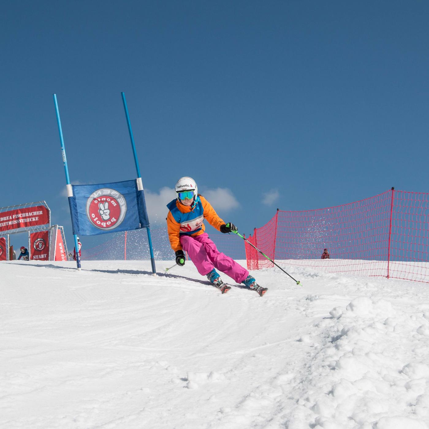 Kinder-Skirennen in der Skischule Eben.
