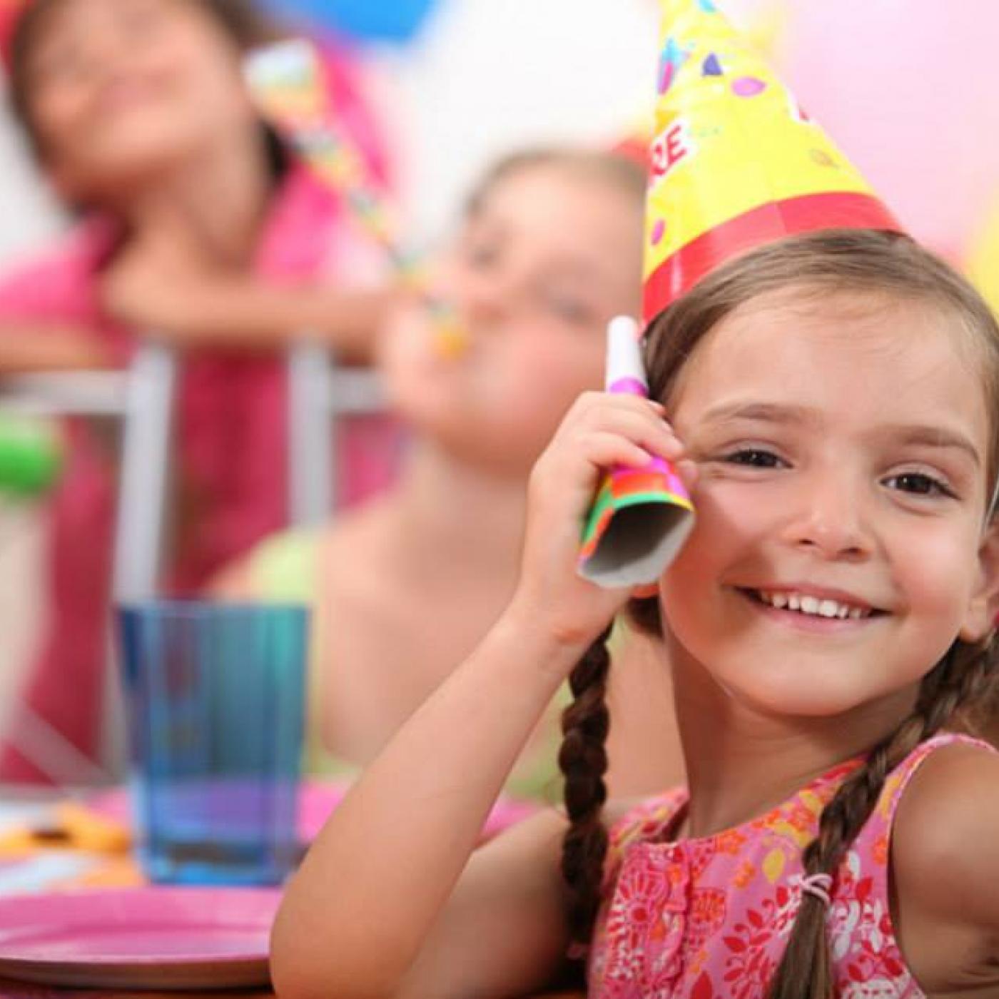 Kindergeburtstagsparty im Indoorspielplatz Hoppolino Salzburg