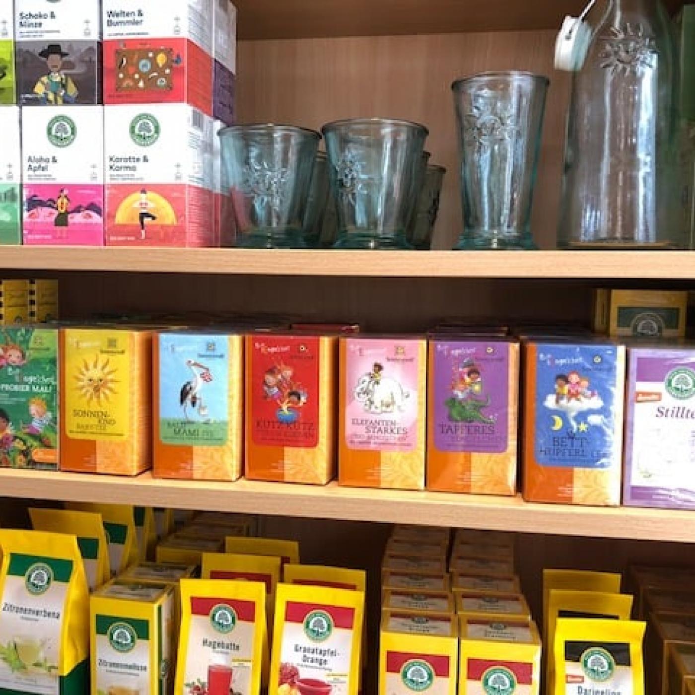 Bei Naturprodukte Staltner gibt es Bio Tee zu kaufen.