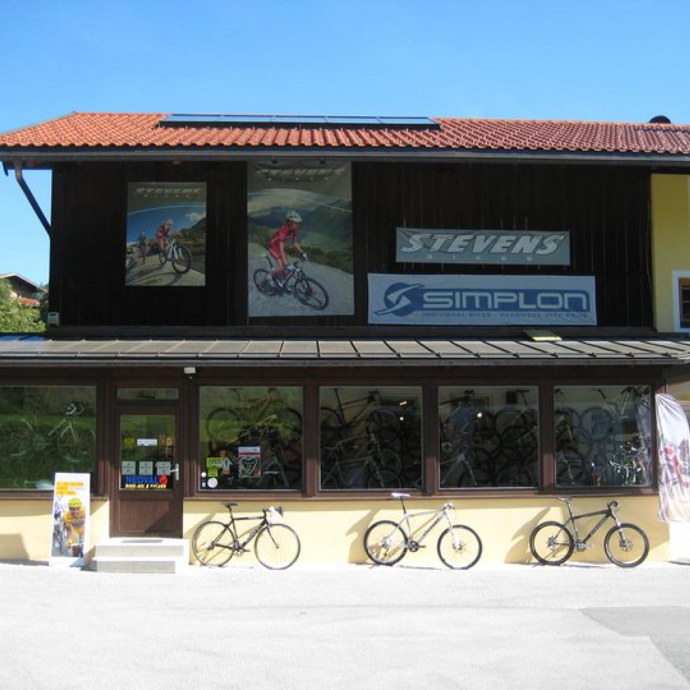 Martins Bikeshop in Unken.
