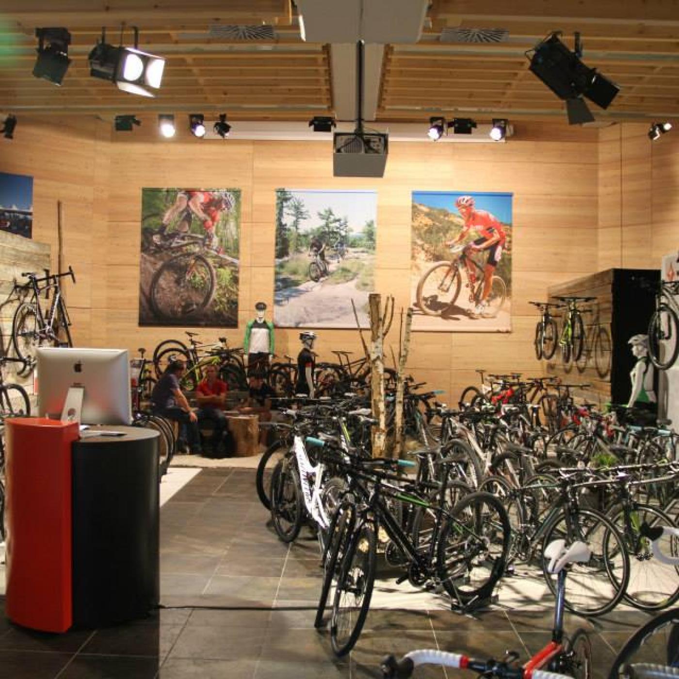 Große Auswahl an Kinderfahrrädern bei Martins Bikeshop in Unken.