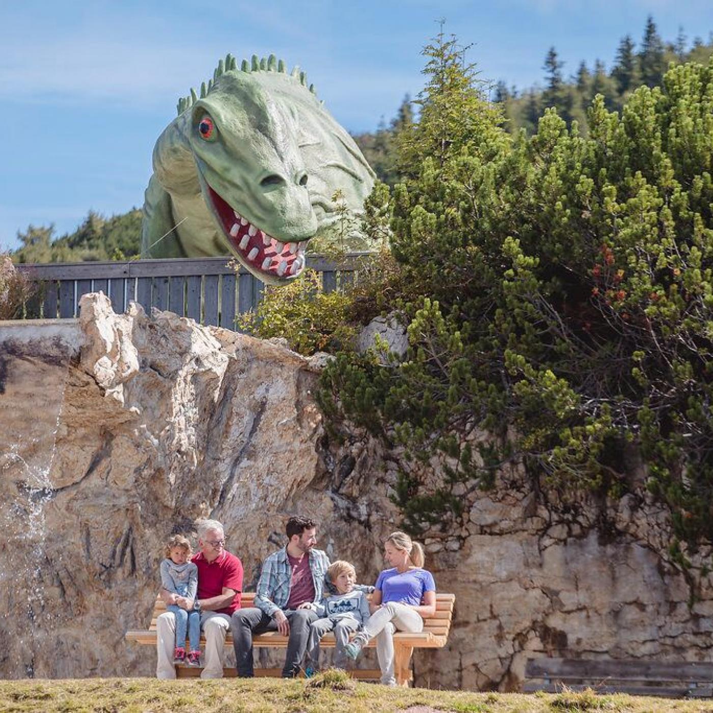Dinosauria im Triassic Park Waidring. 