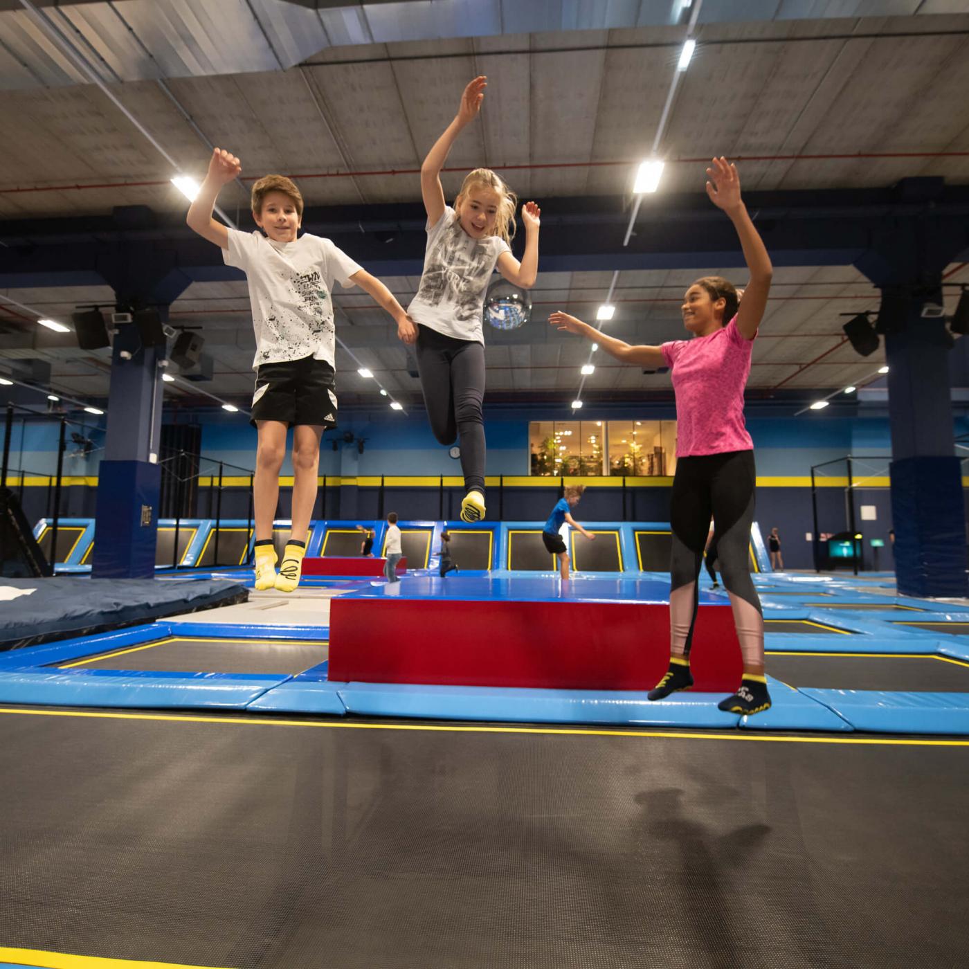 Trampolin-Park im Flip Lab Center in Graz. 