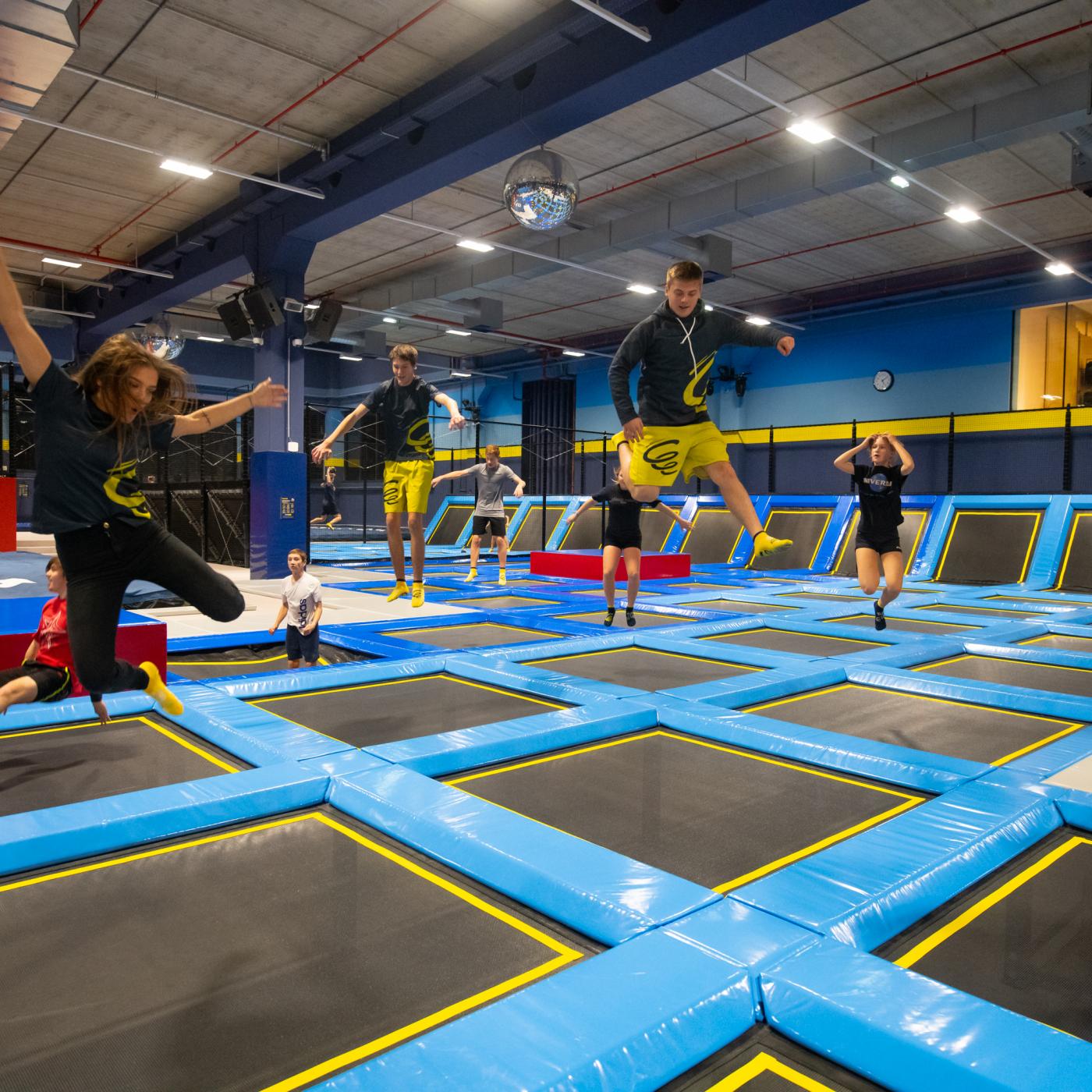 Trampolin Indoorspielplatz Flip Lab Center in Graz.
