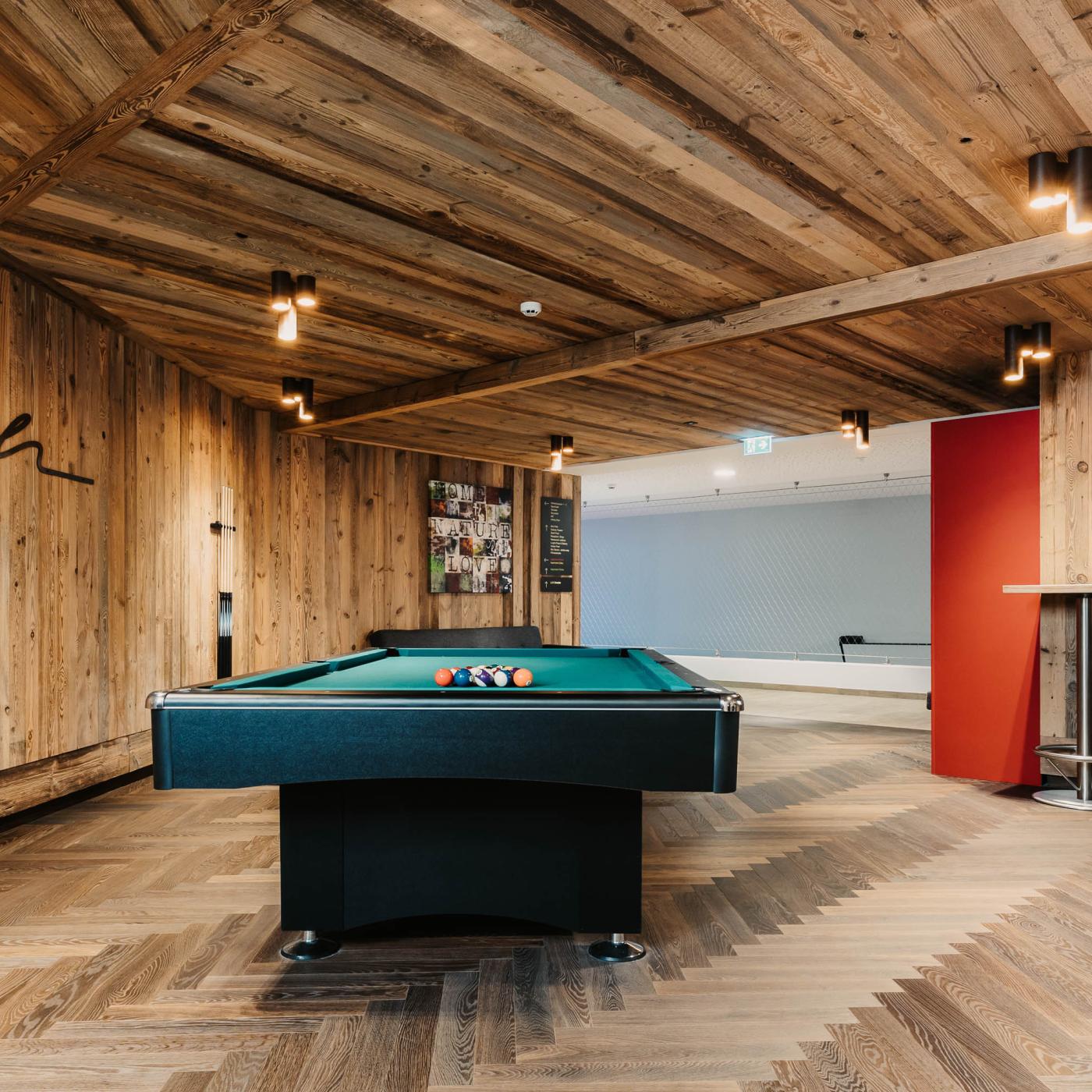 Billiardtisch
