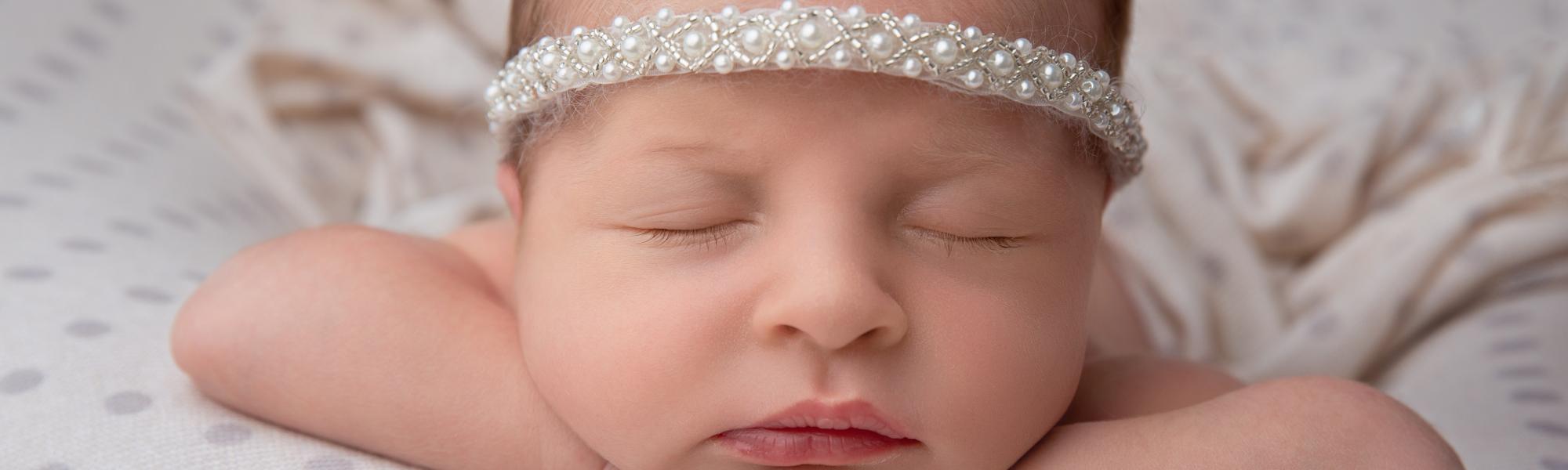 Newborn-Fotoshooting bei piccolini kids- & newbornphotography.