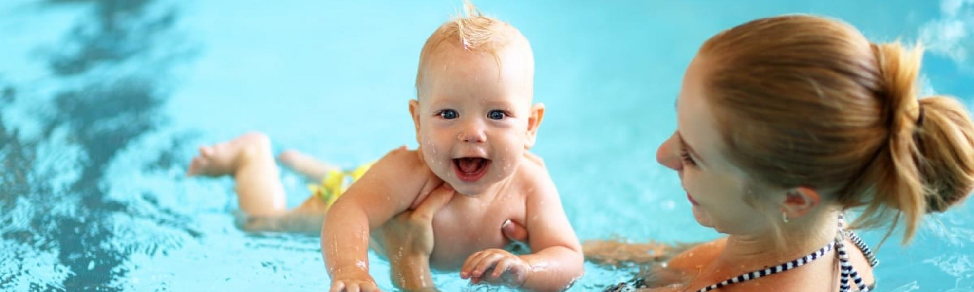 Babyschwimmkurs bei Paulinchen´s Schwimmschule.