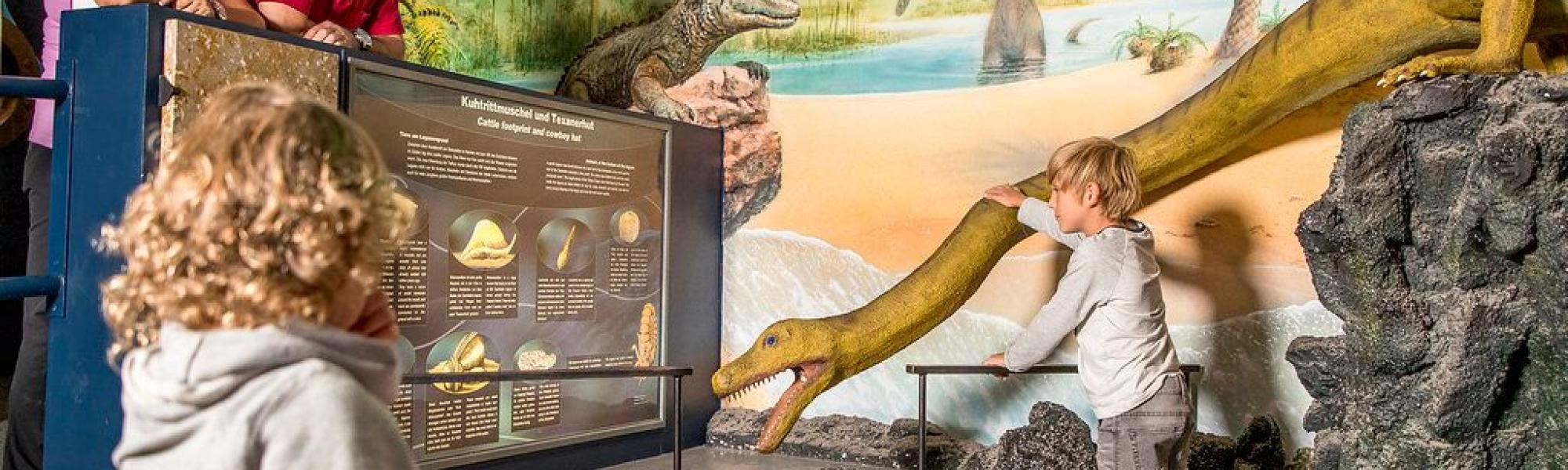 Familienausflug zum Triassic Park. 